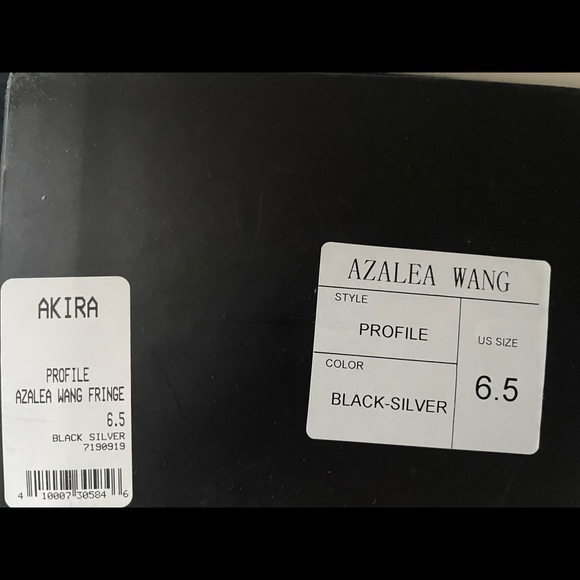 Sexy, fringe black suede boots. - Picture 4 of 4